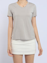 Silas V Neck Tee