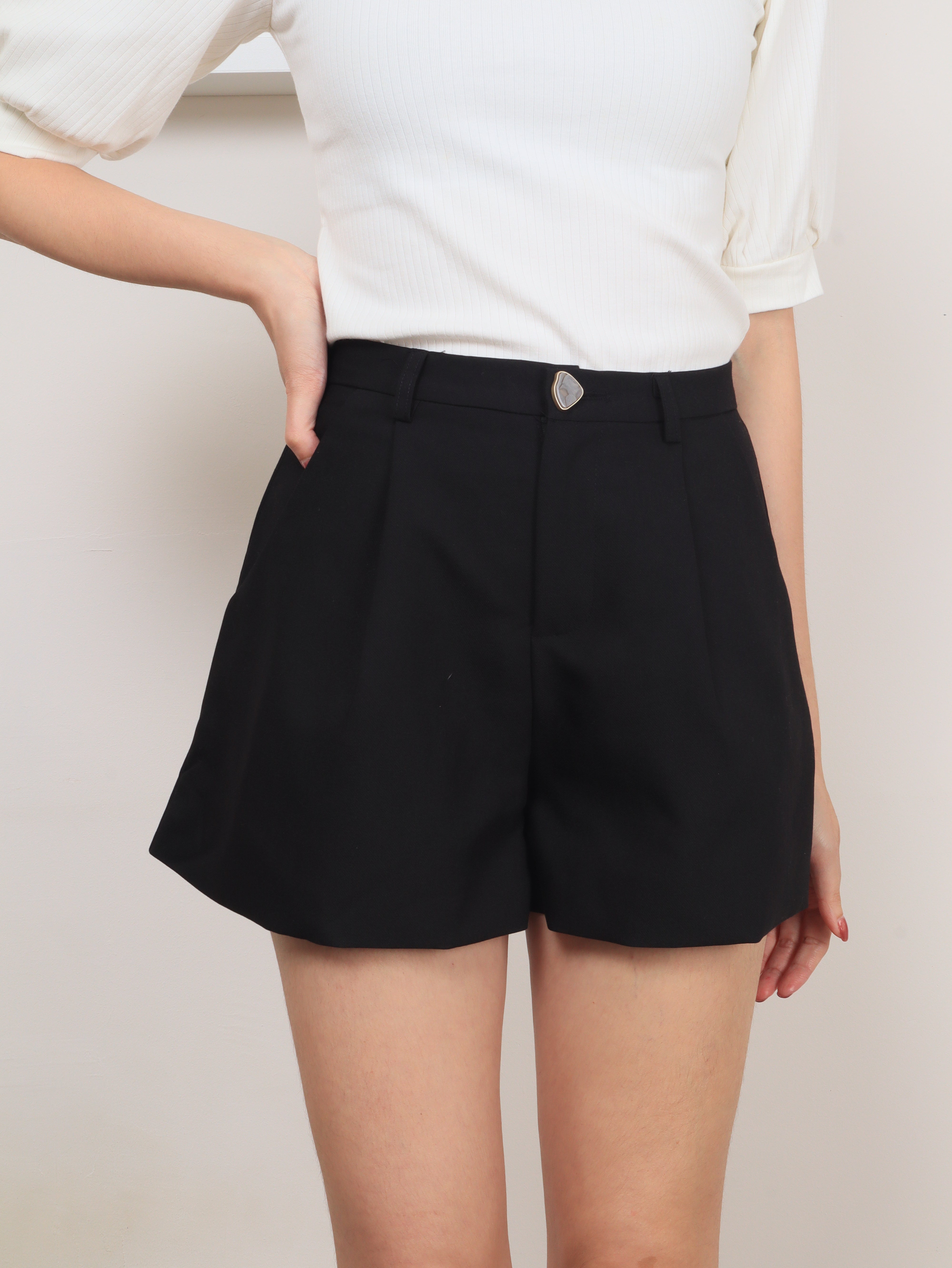 Marble Button Shorts - Black