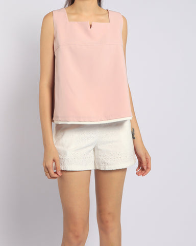 Accent Line Top