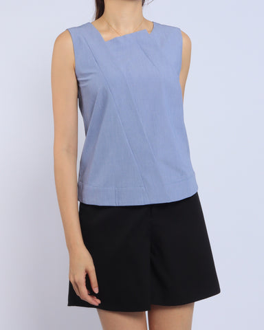 Axis Fold Top