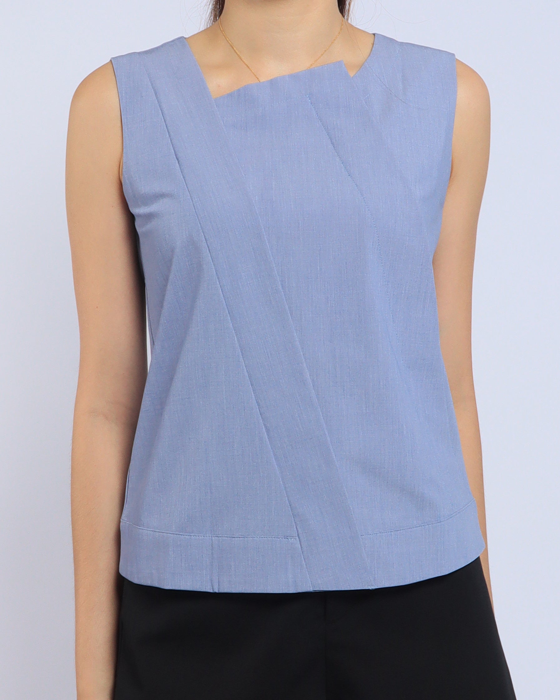 Axis Fold Top