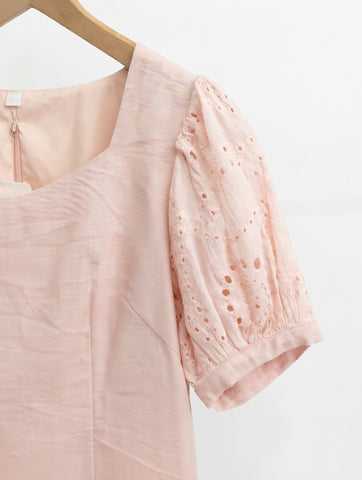 Charm Eyelet Sleeve Blouse - Pink