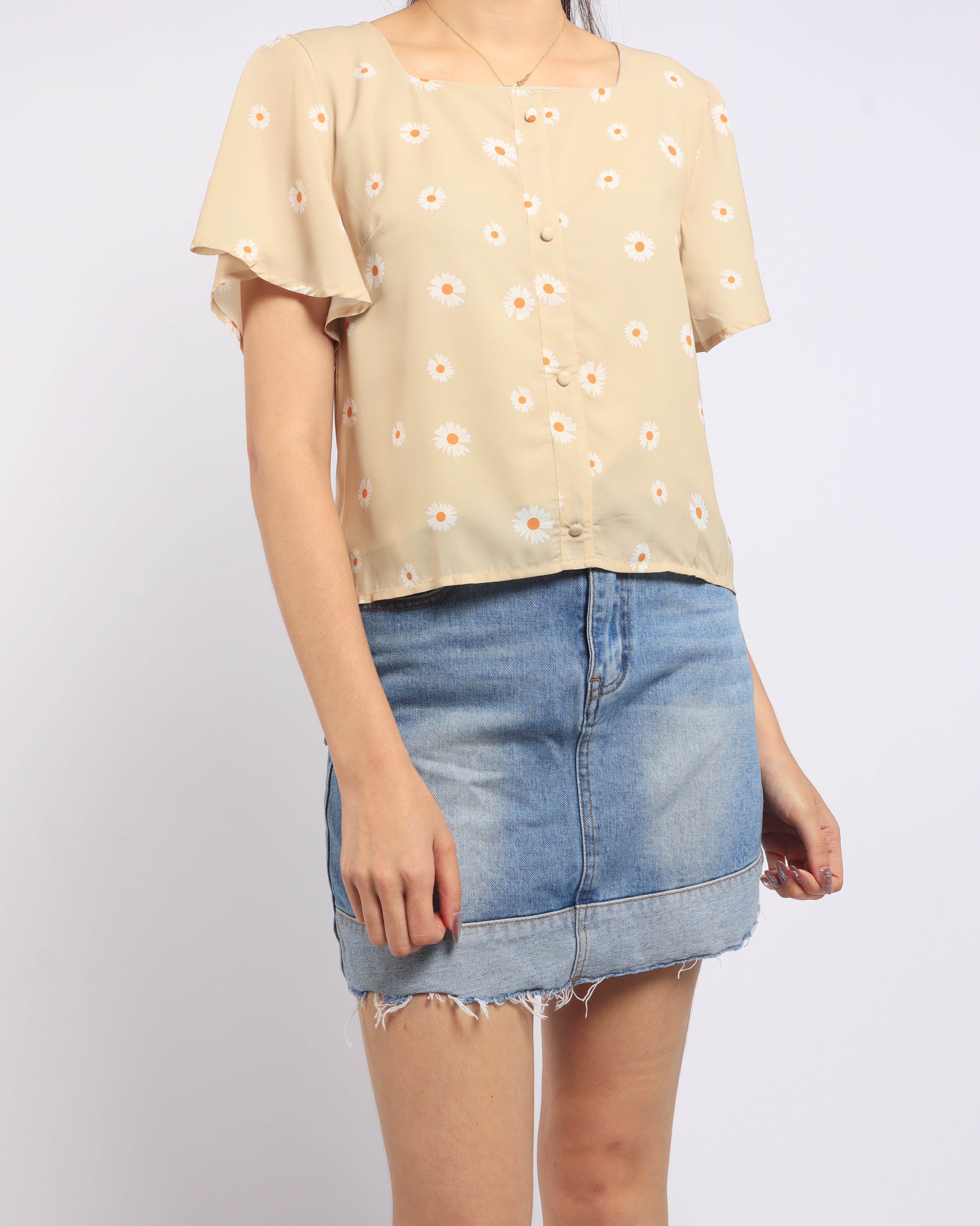 Daisy Breeze Flutter Top