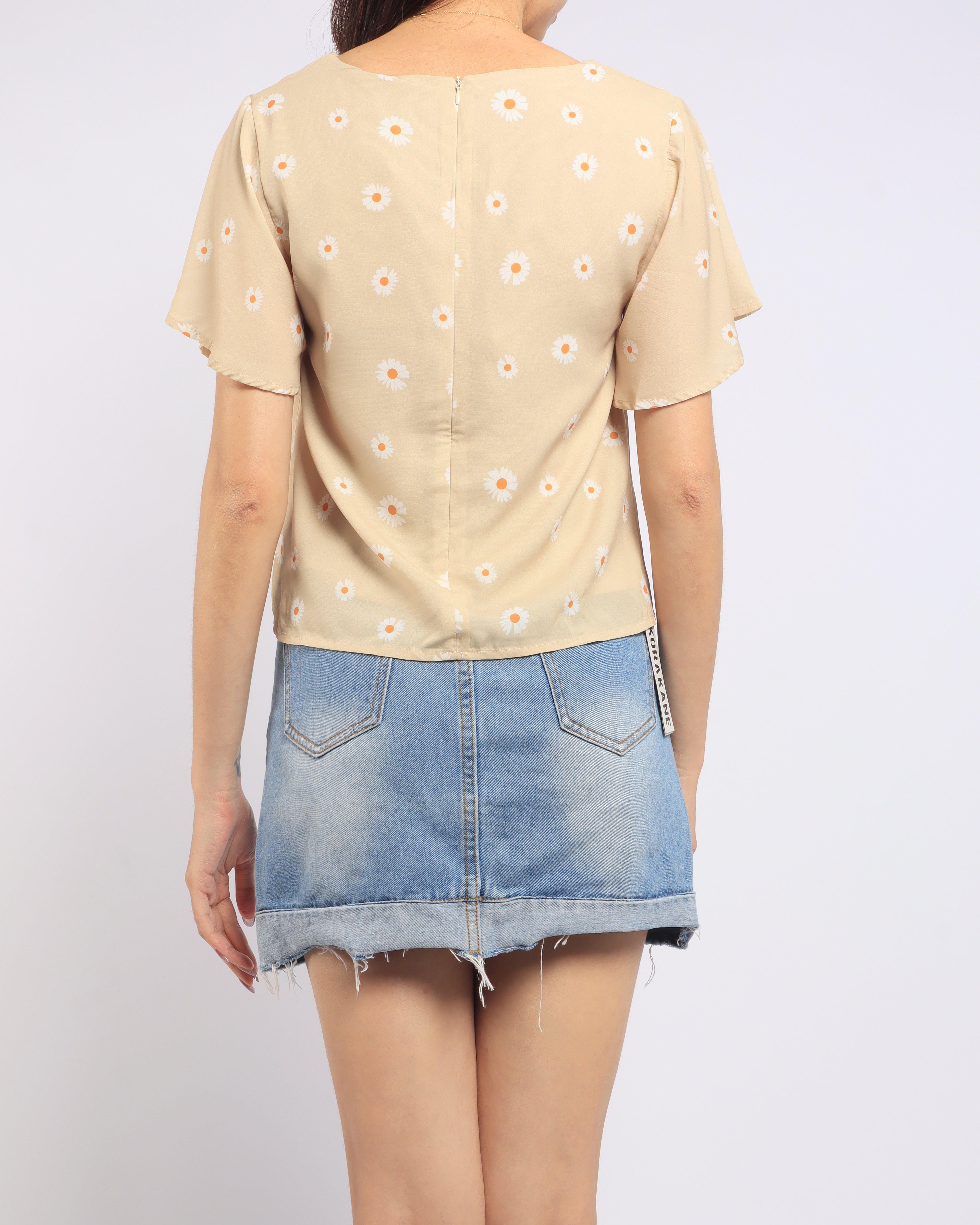 Daisy Breeze Flutter Top