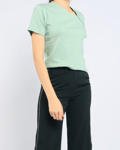 Eclipse Neck Top