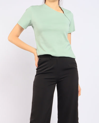 Eclipse Neck Top
