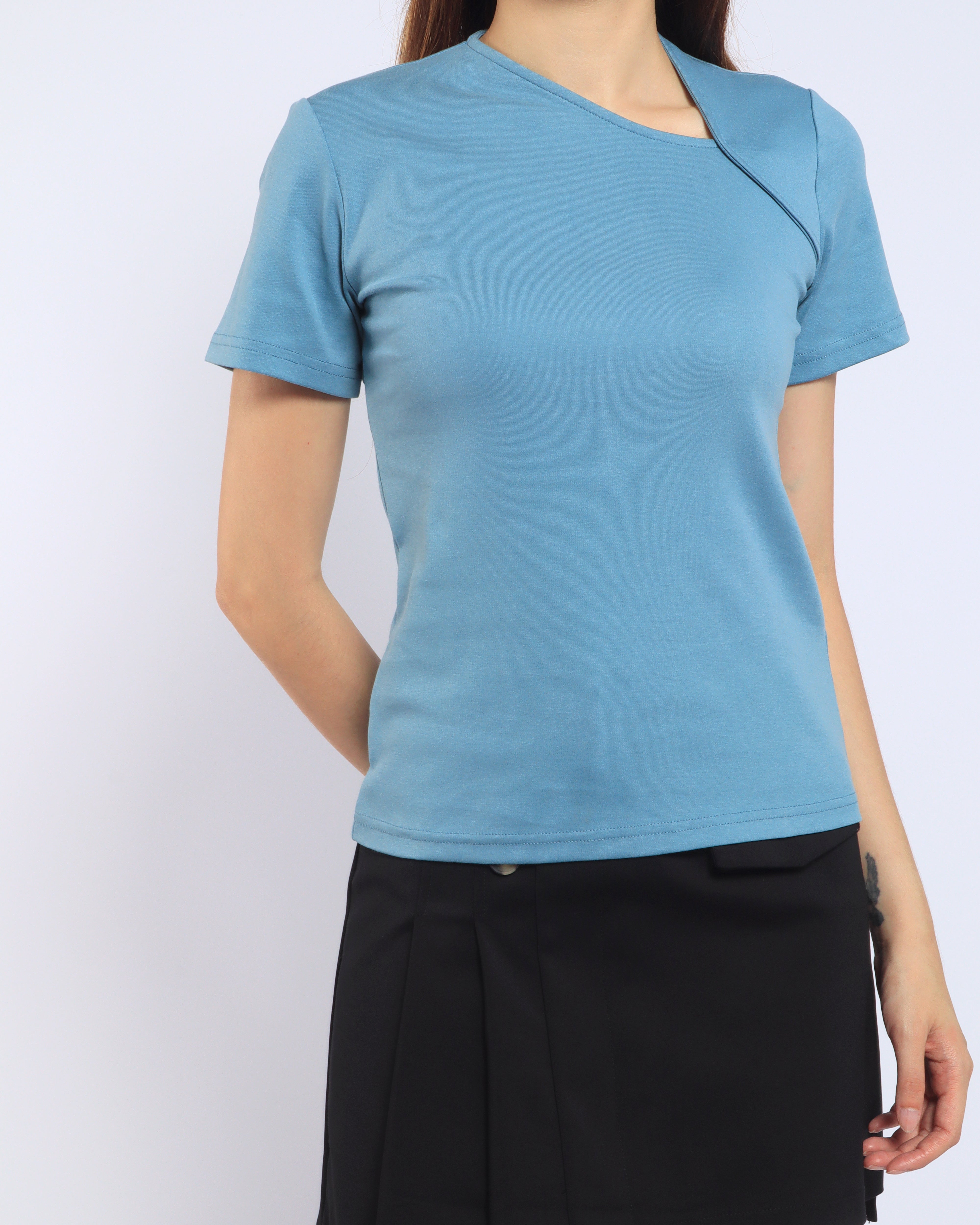 Eclipse Neck Top