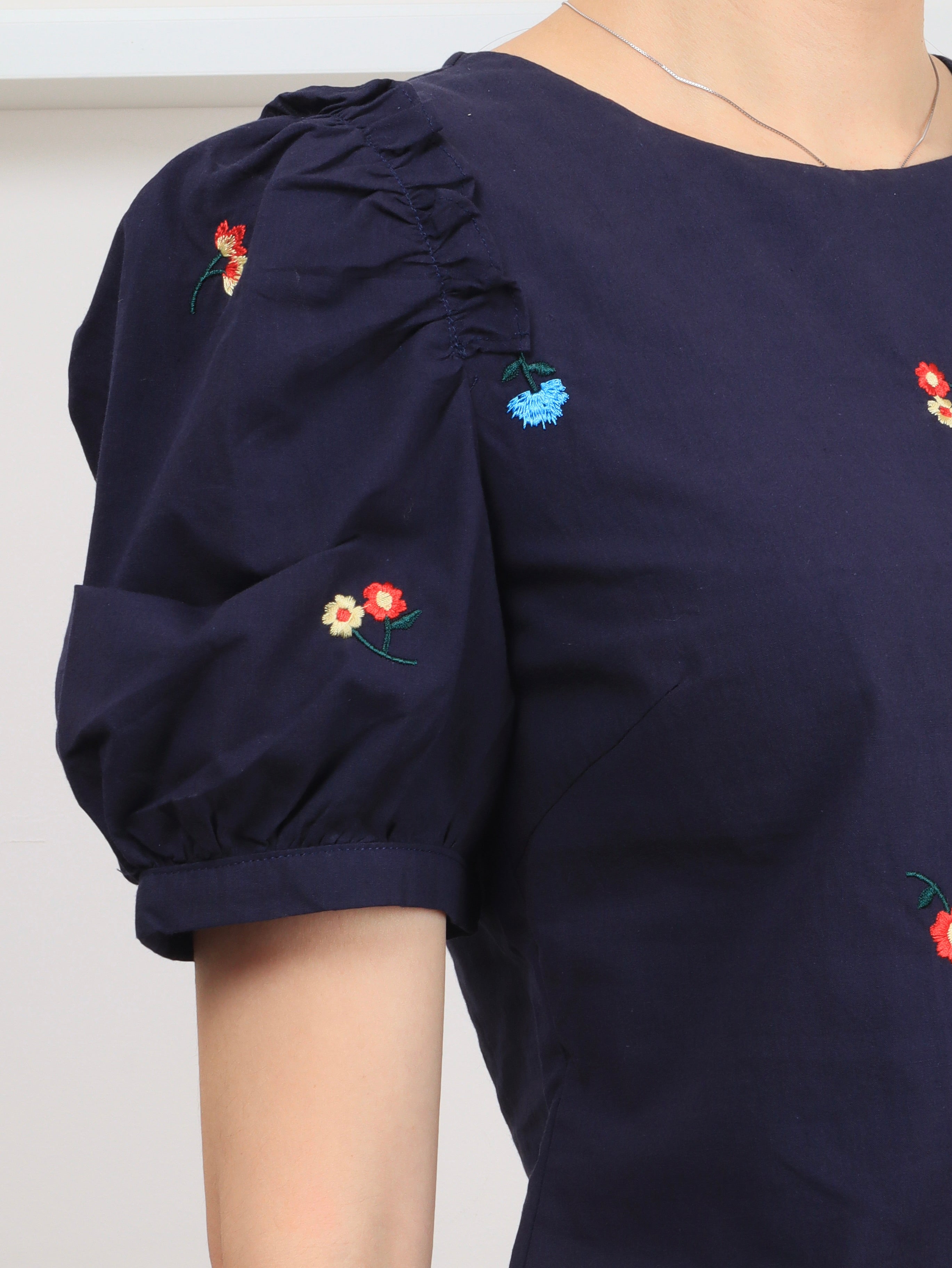 Floral Embroidery Top