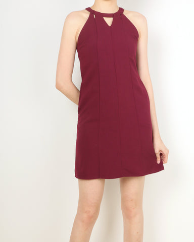 Keyhole Shift Dress - Maroon