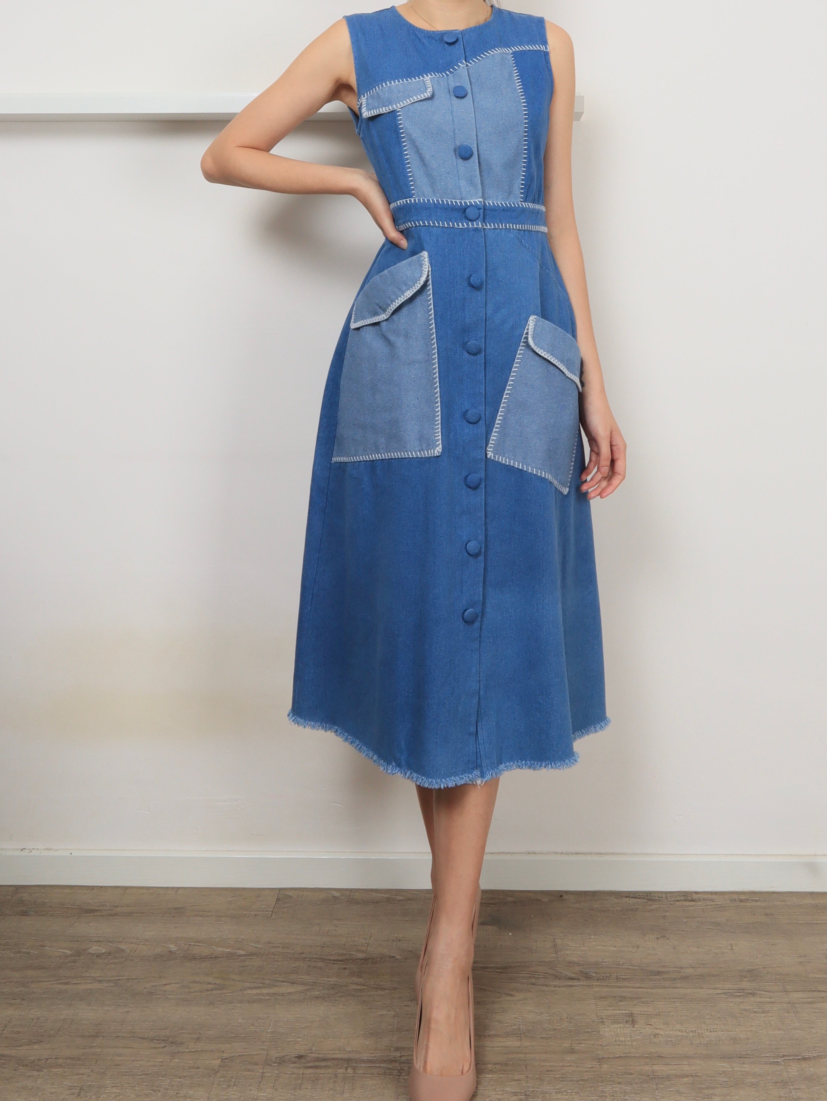 Skylar Denim Midi Dress - Light