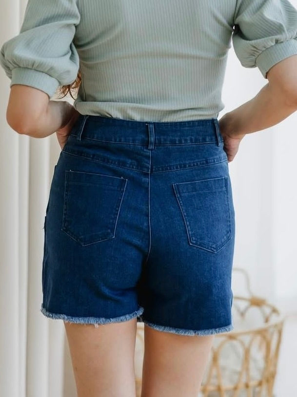 Slant Button Denim Skorts