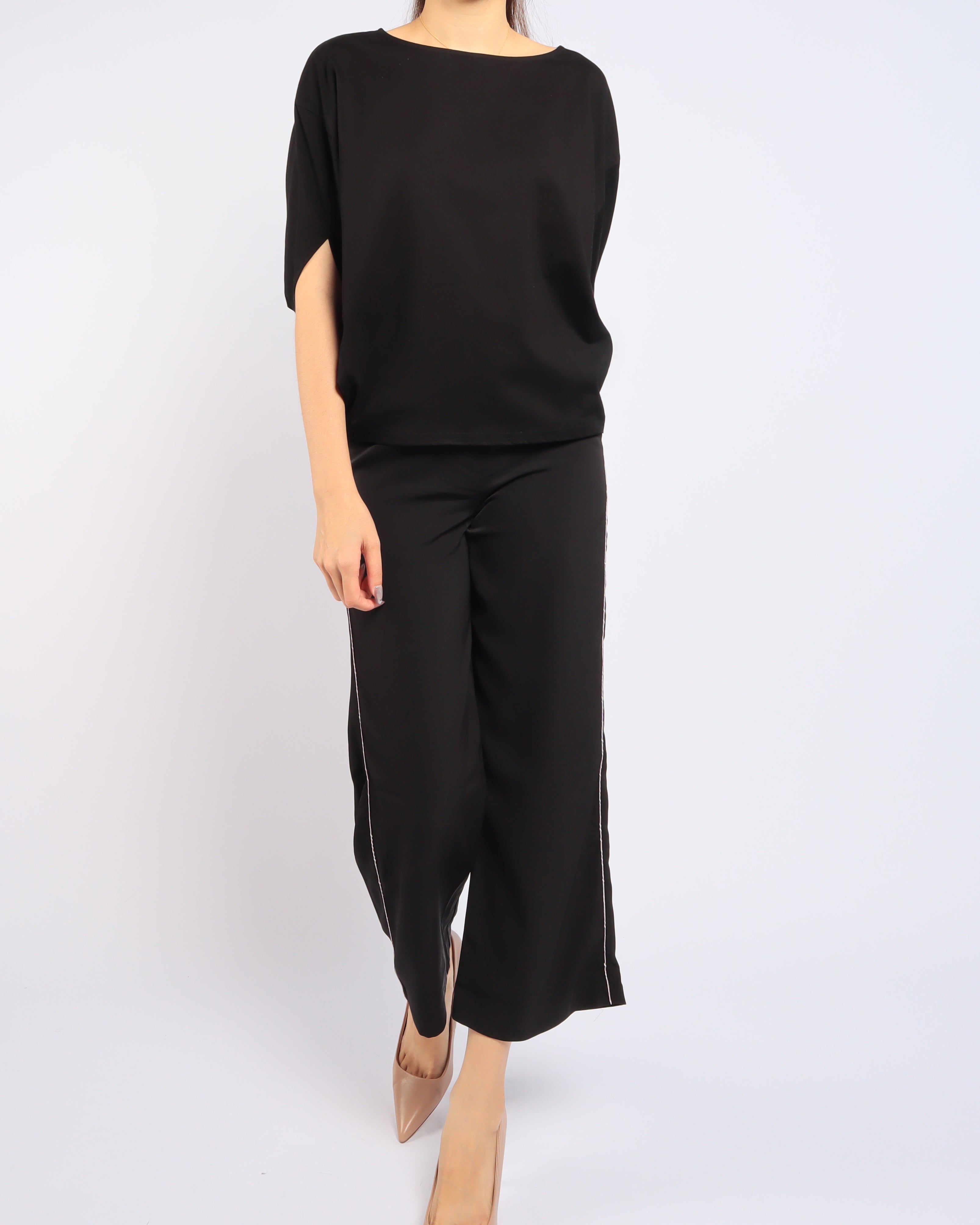 Smooth Cotton Batwing Top