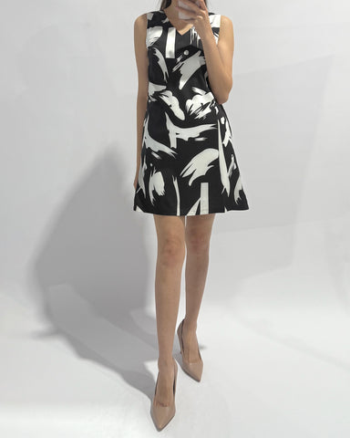 Abstract Print Shift Dress