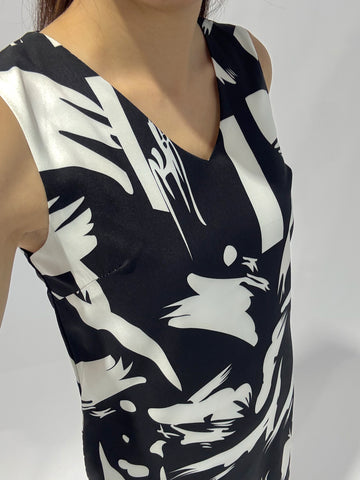 Abstract Print Shift Dress