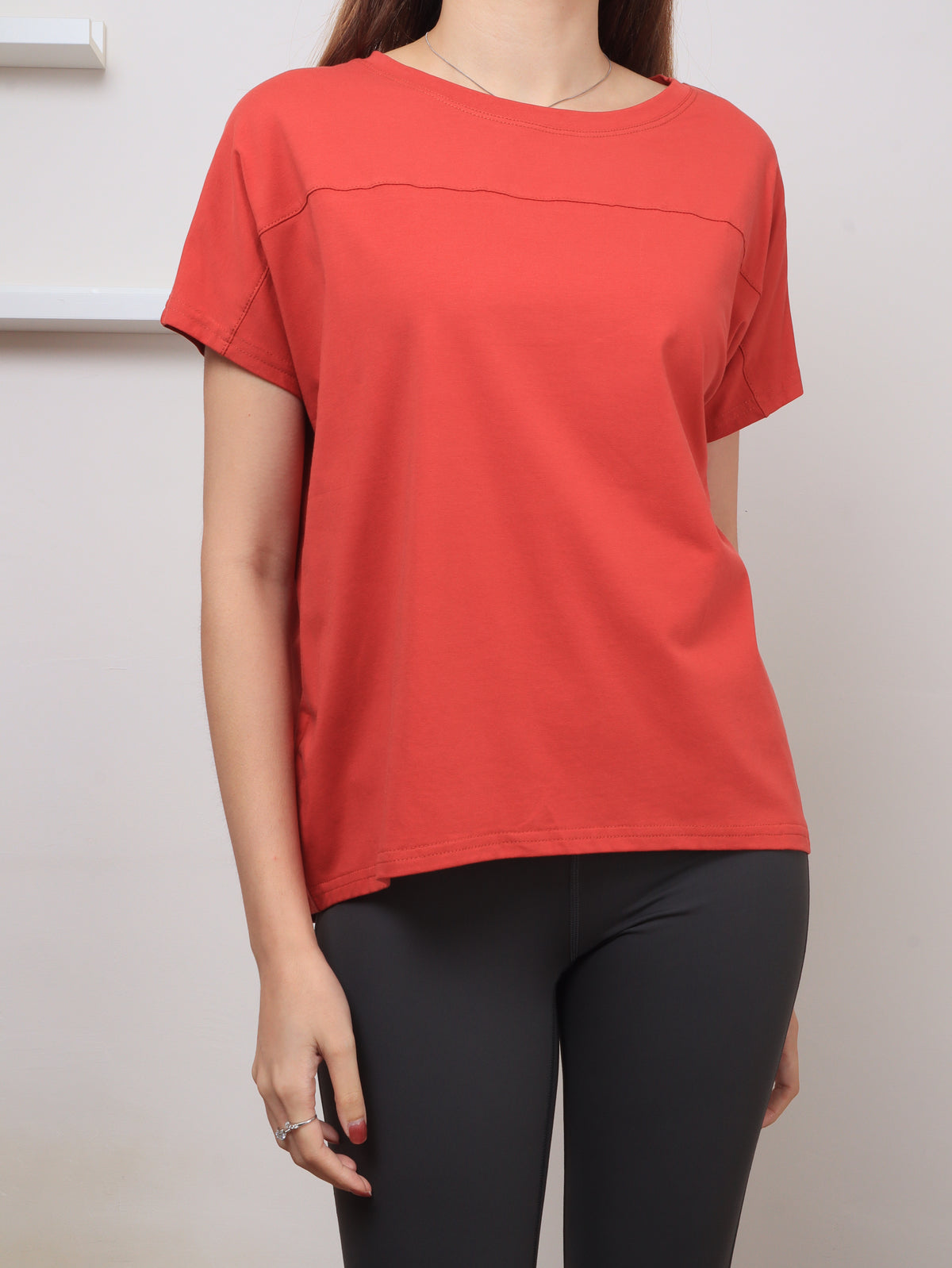 Calmora Basic Tee