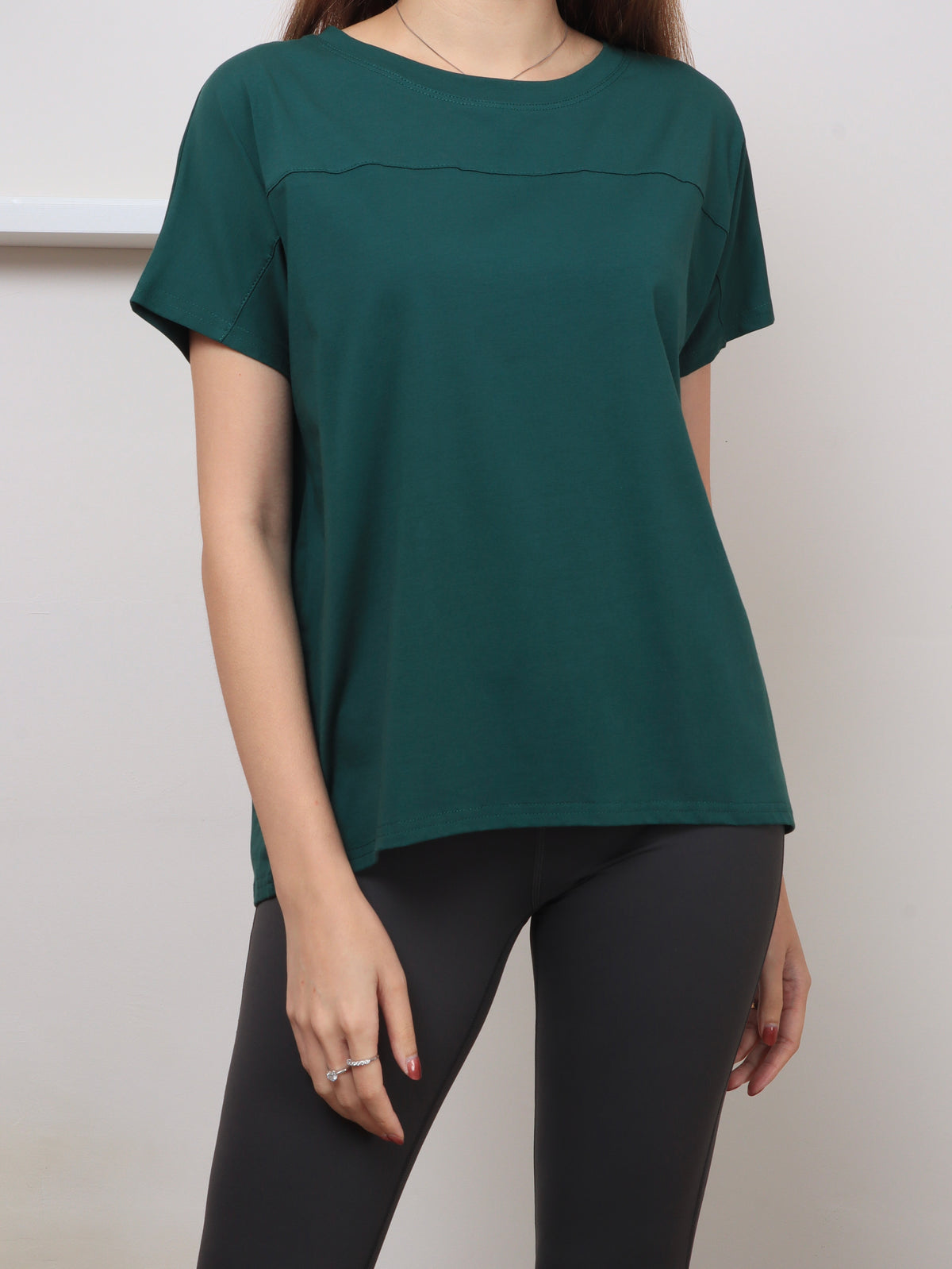 Calmora Basic Tee