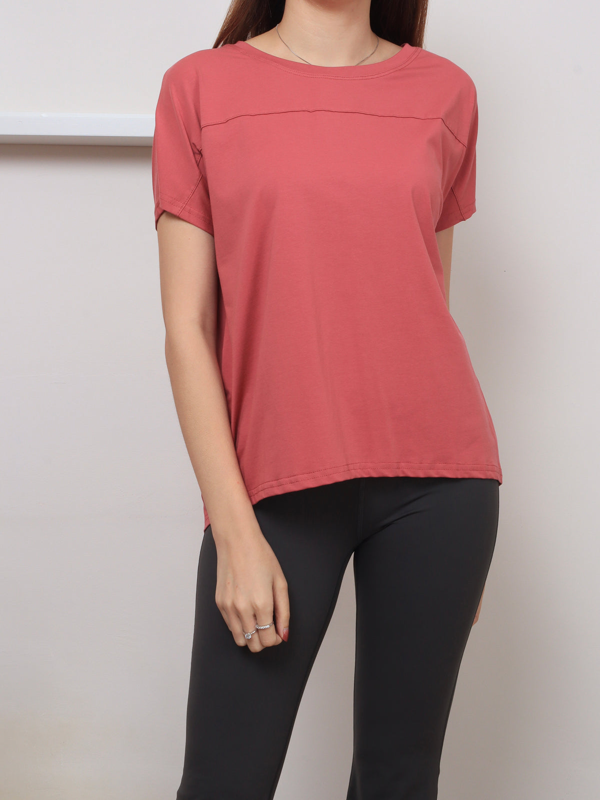 Calmora Basic Tee