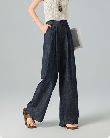 Featherlight Pleated Wide Leg Pants