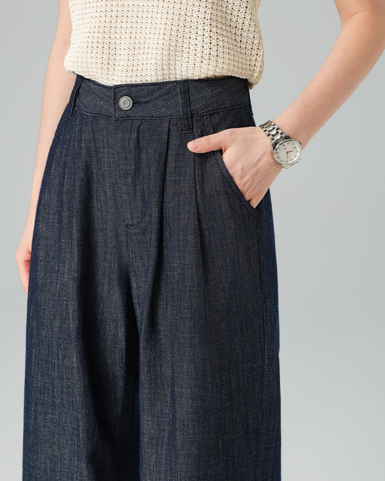 Featherlight Pleated Wide Leg Pants