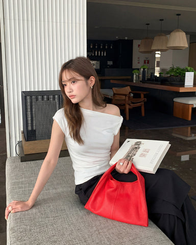 Twist Shoulder Asymmetric Top