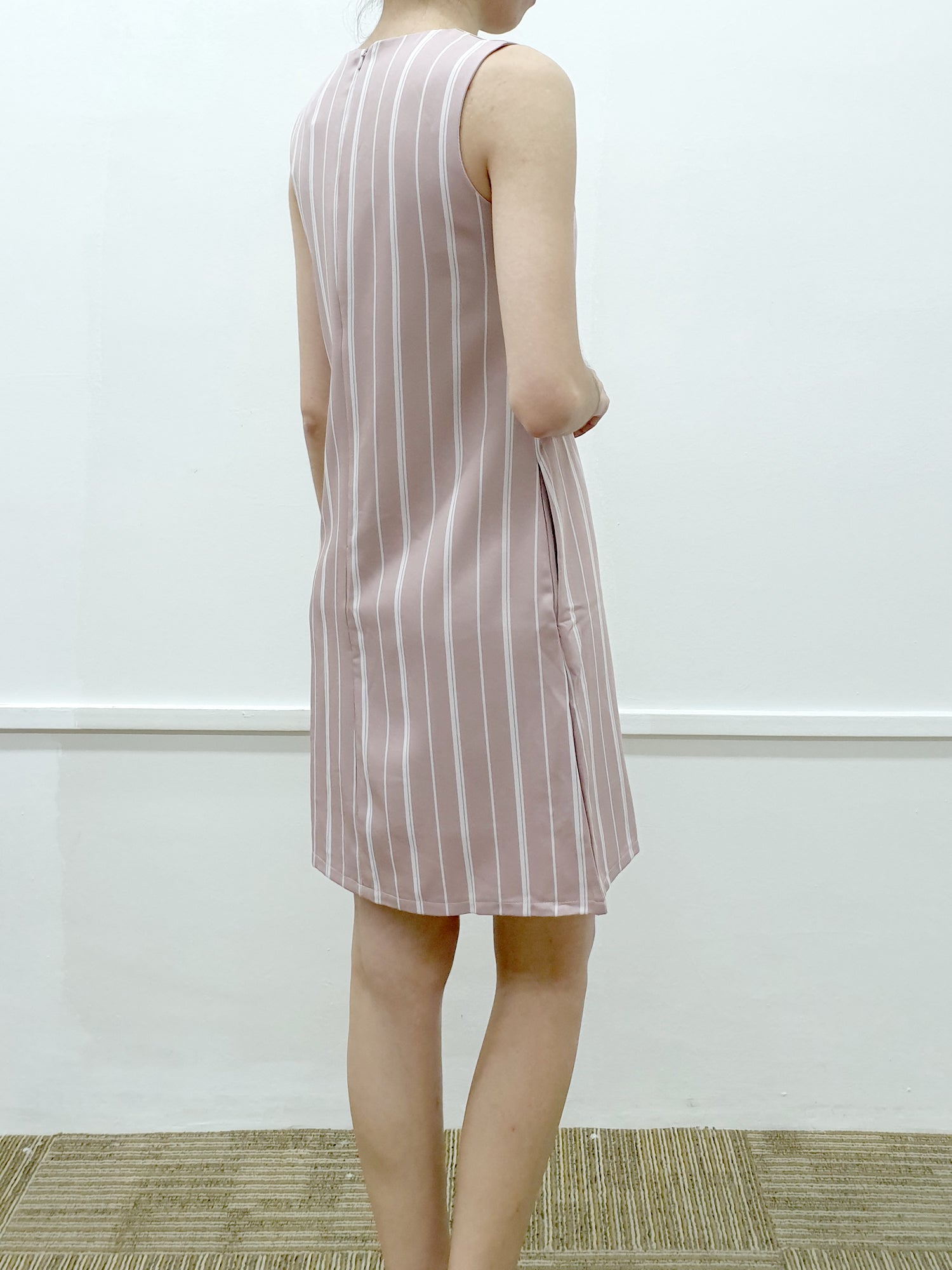 Vertical Stripes Shift Dress (Non-returnable) - Ferlicious