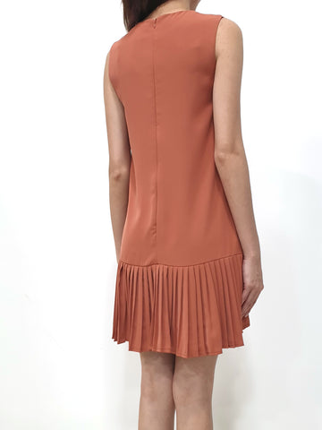 Pleated Back Shift Dress (Non-returnable) - Ferlicious