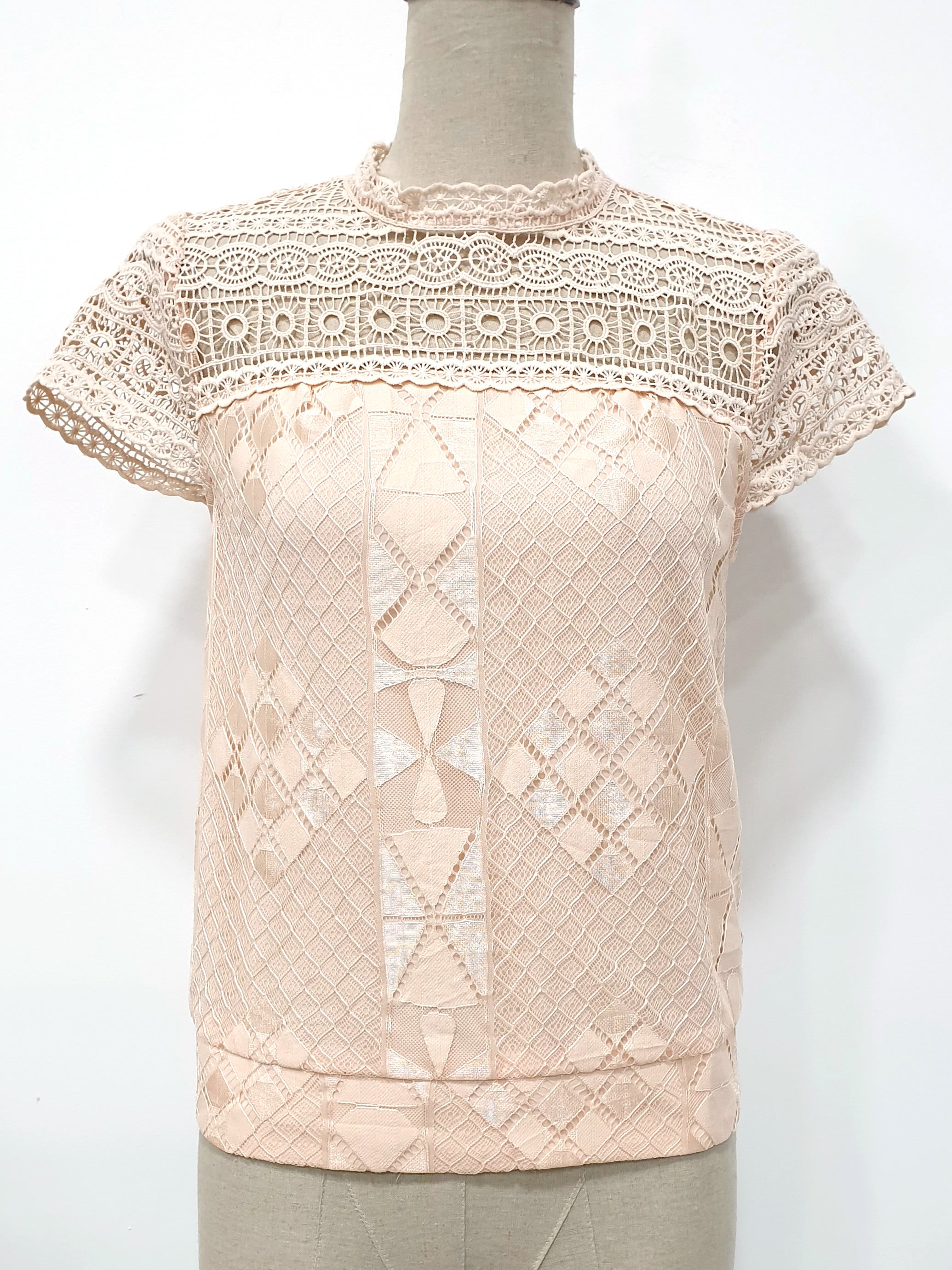 Back Tie Crochet Top - Ferlicious