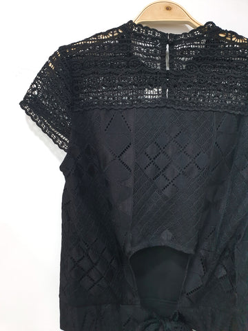 Back Tie Crochet Top - Ferlicious
