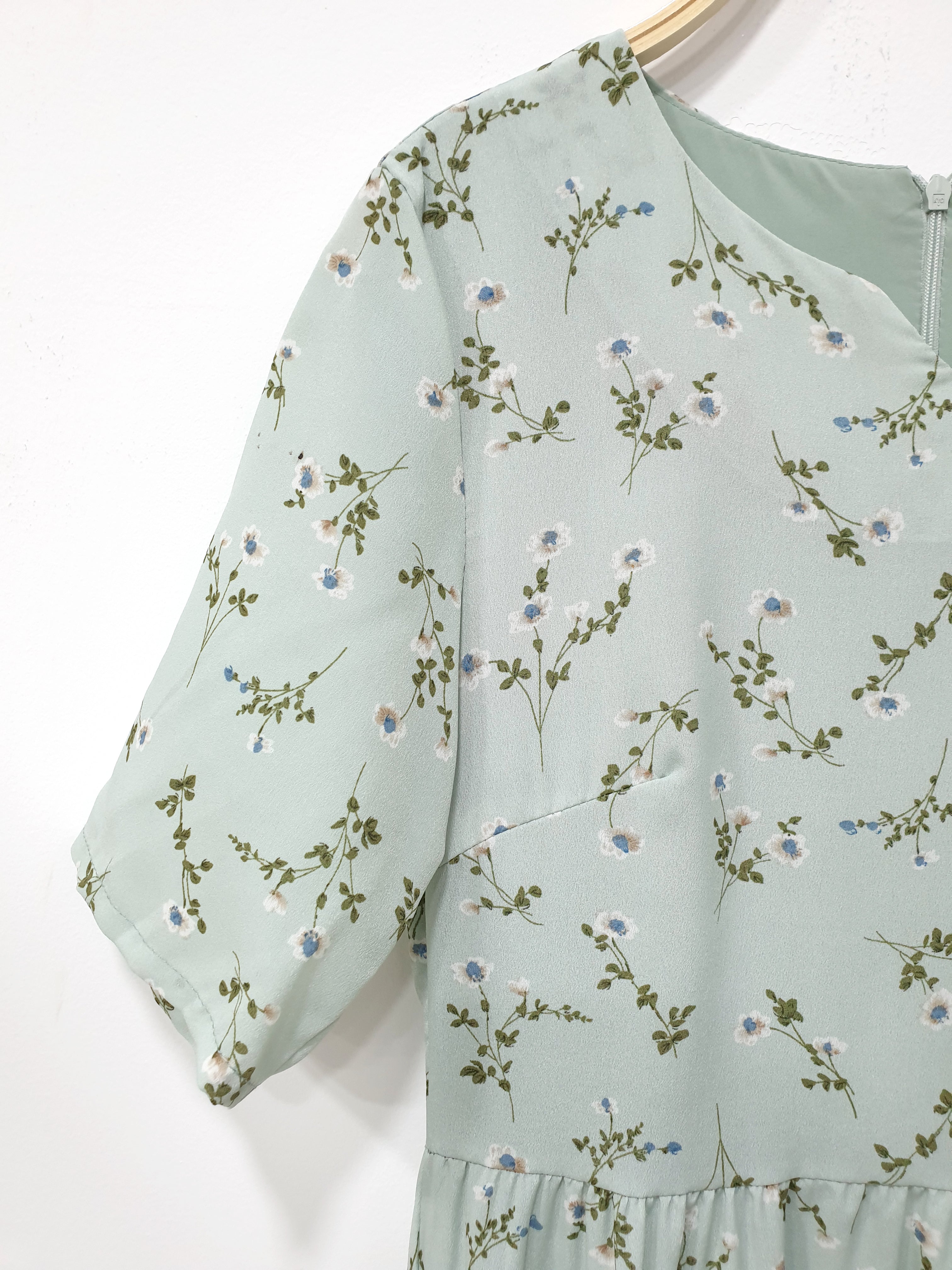 Floral Babydoll Dress (Non-returnable) - Ferlicious