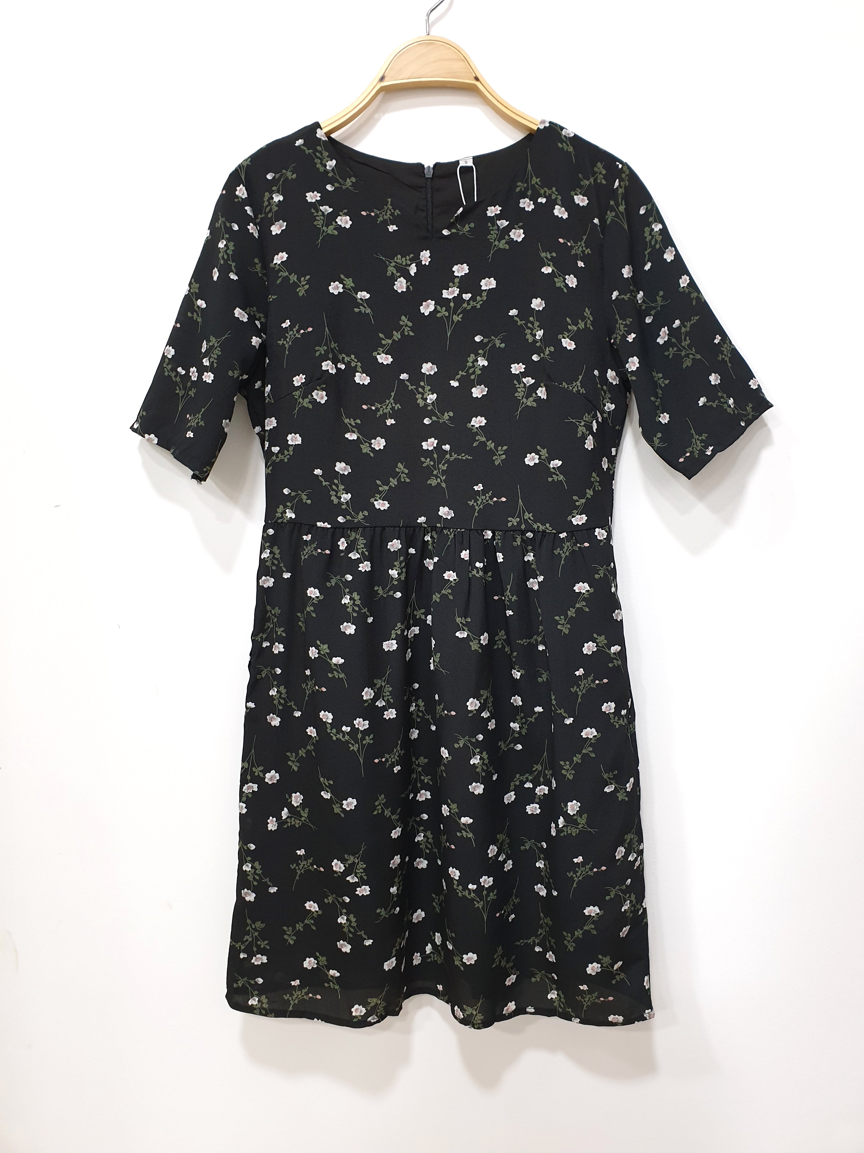 Floral Babydoll Dress (Non-returnable) - Ferlicious