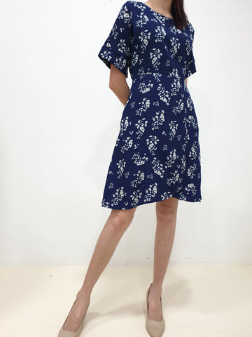 Floral Sleeved Dress (Non-returnable) - Ferlicious