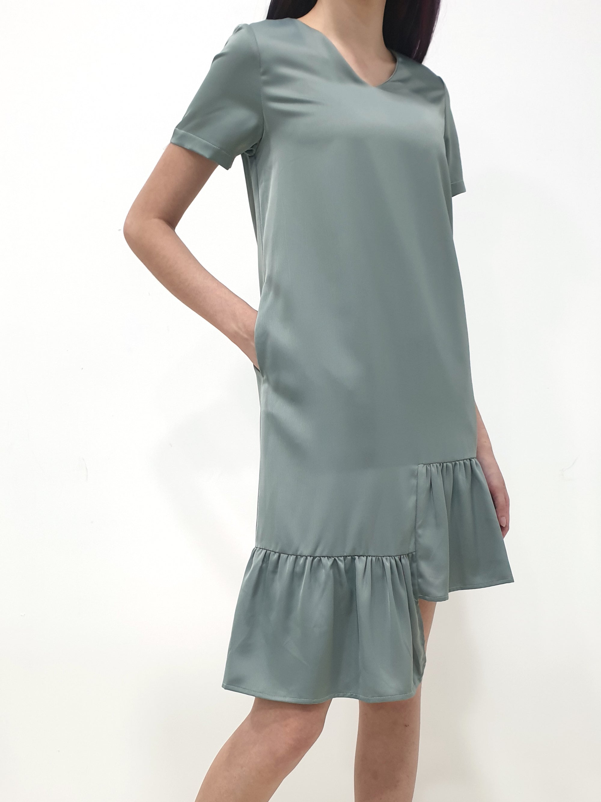 Frosty Hi Low Dress - Green (Non-returnable) - Ferlicious