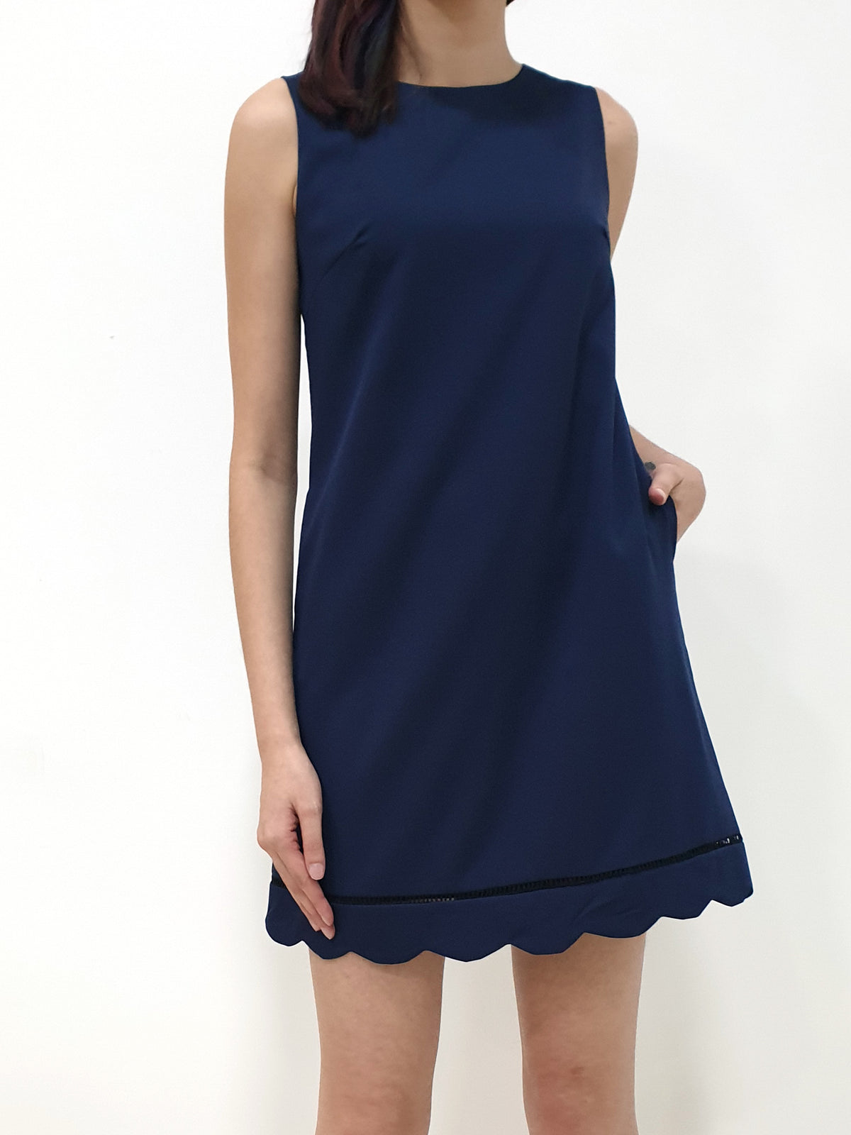 Scallop Hem Shift Dress - Ferlicious