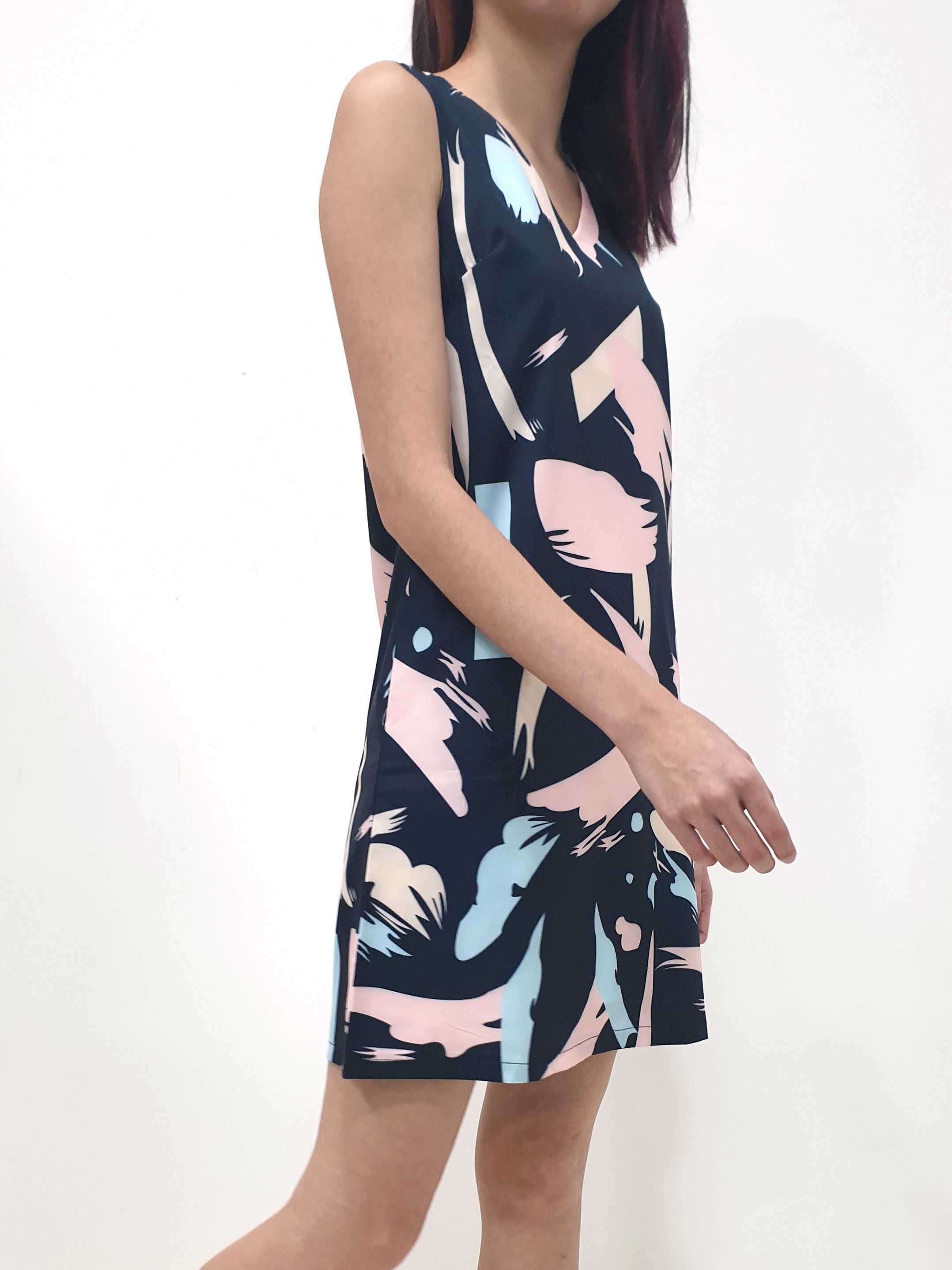 Abstract Print Shift Dress - Ferlicious