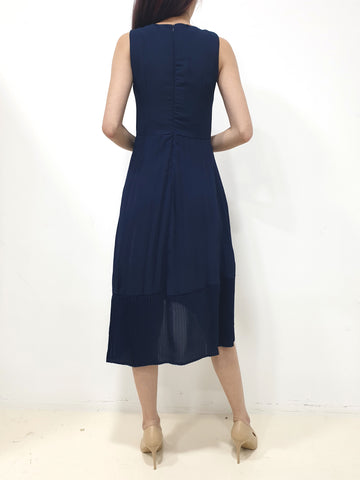 Duo Pleats Dress (Non-returnable) - Ferlicious