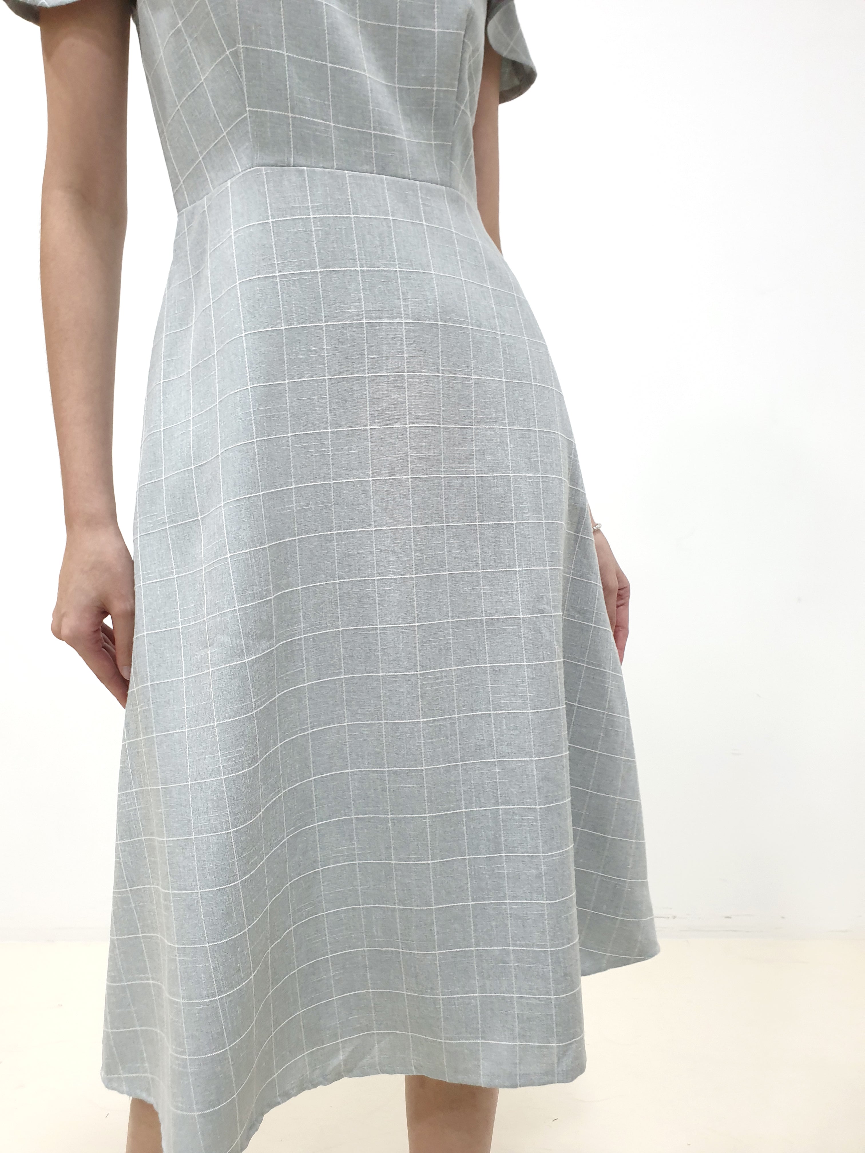 Grid Cold Shoulder Midi - Grey (Non-returnable) - Ferlicious