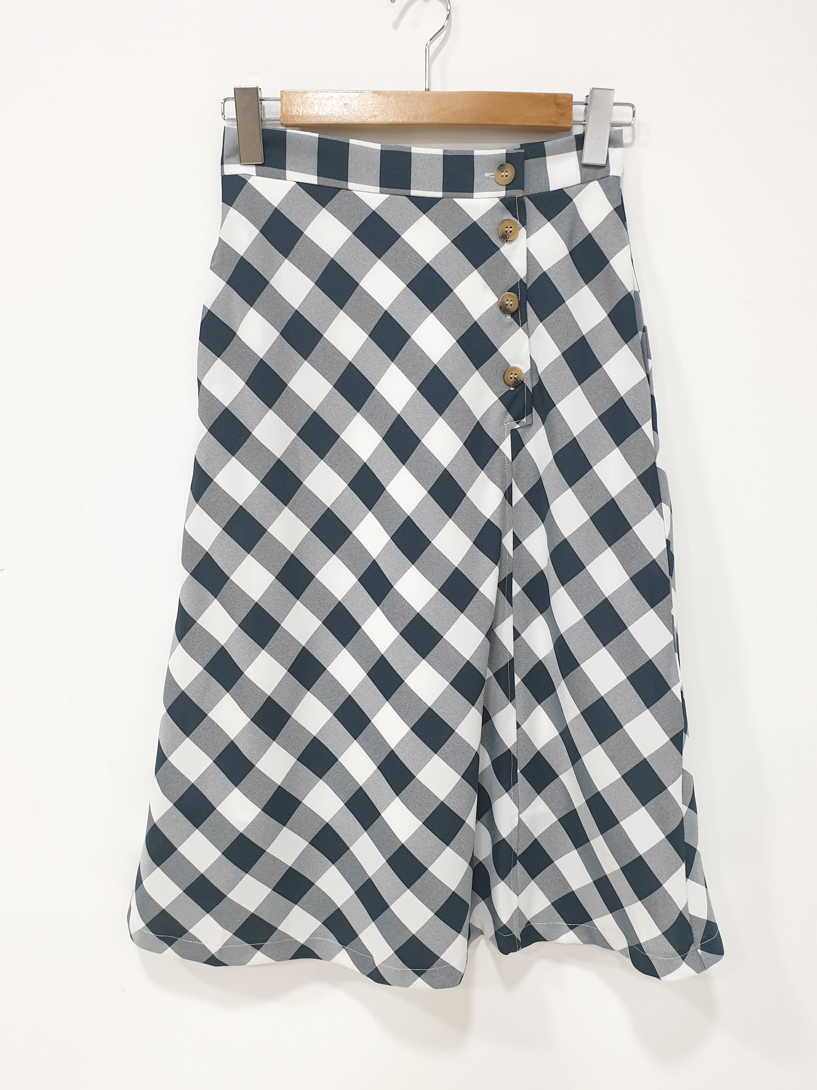 Buttons Checkered Skirt (Non-returnable) - Ferlicious