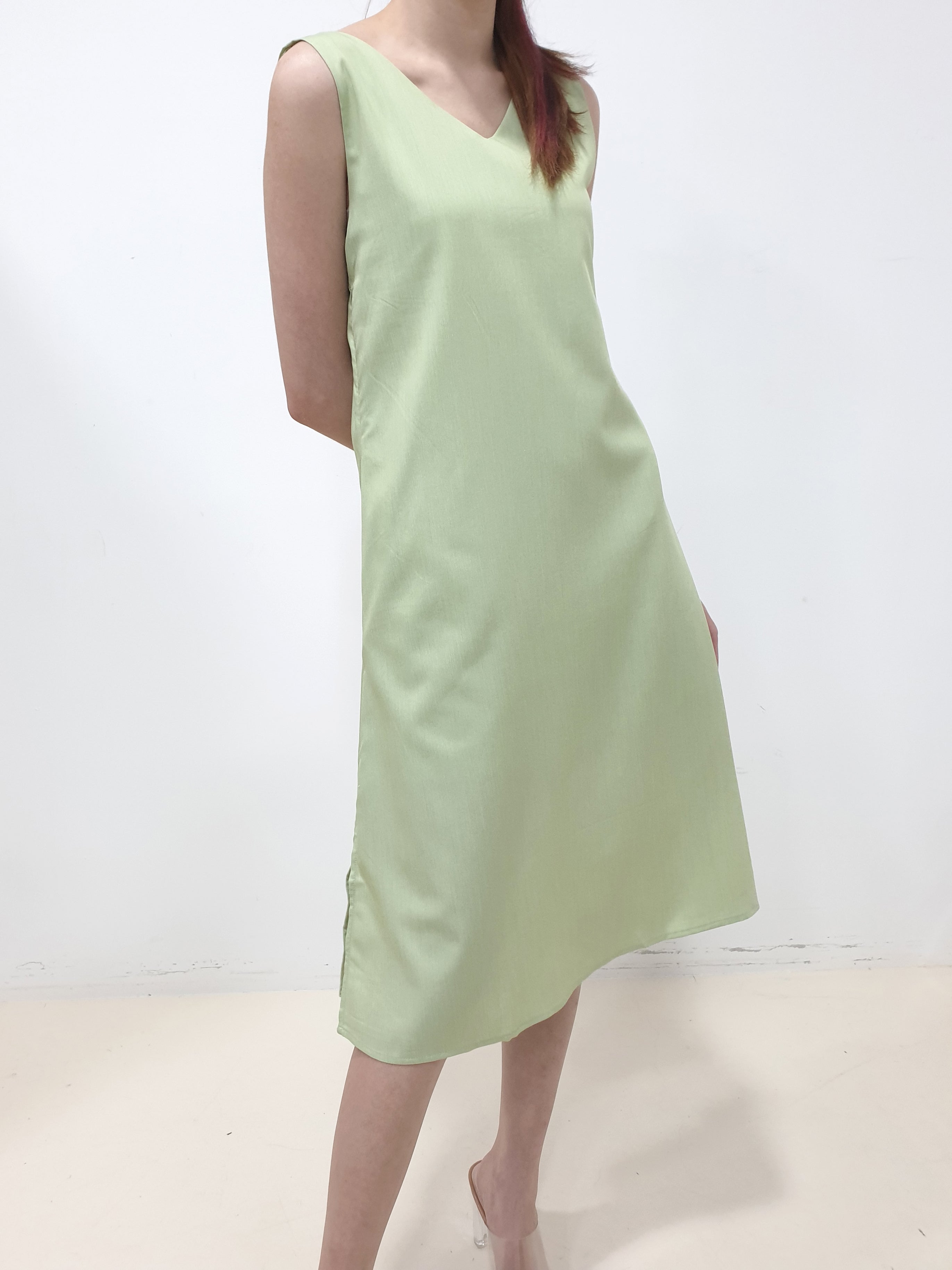 Back Keyhole Midi