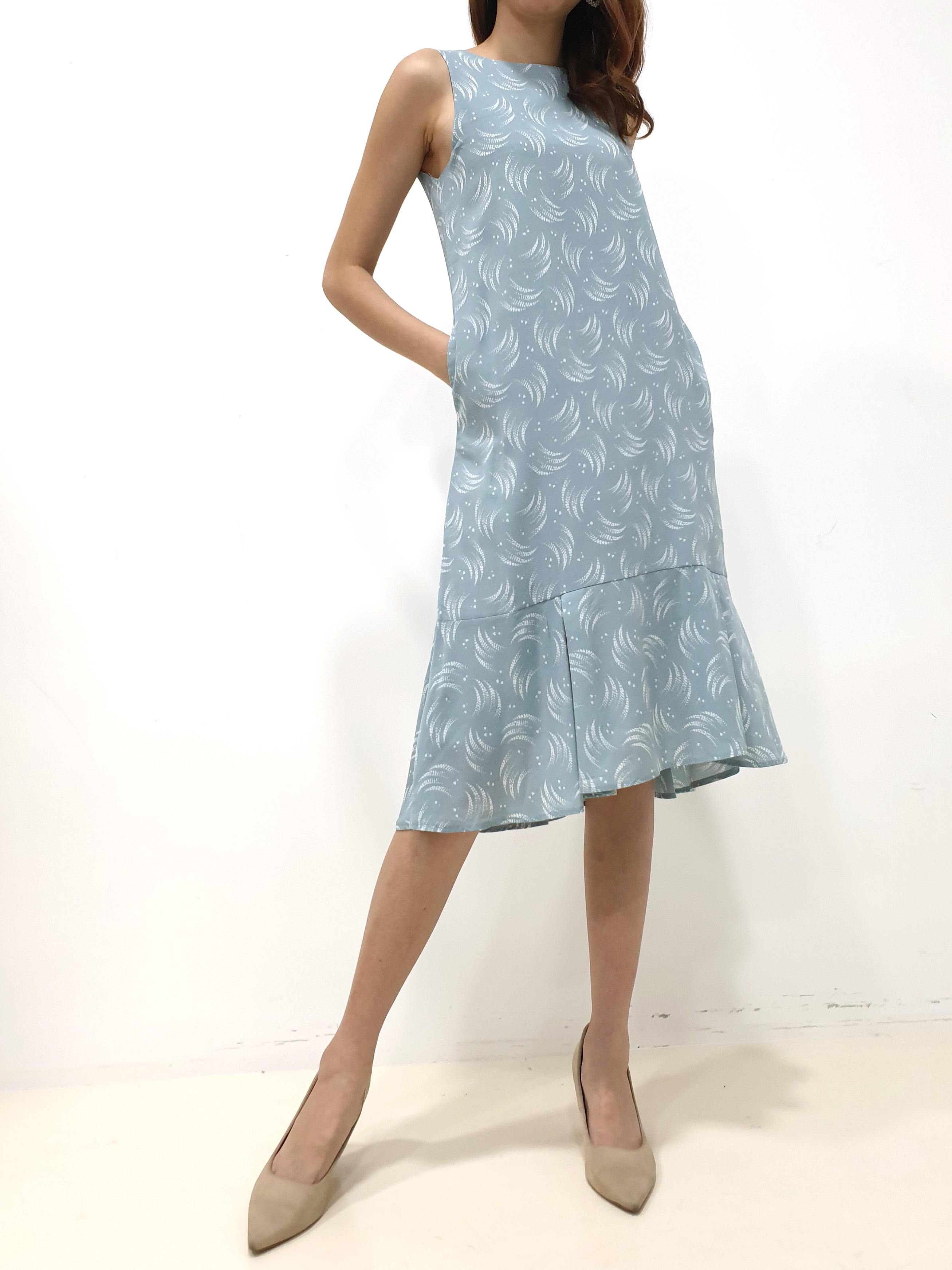 Clusters of Hearts Flowy Midi (Non-returnable) - Ferlicious