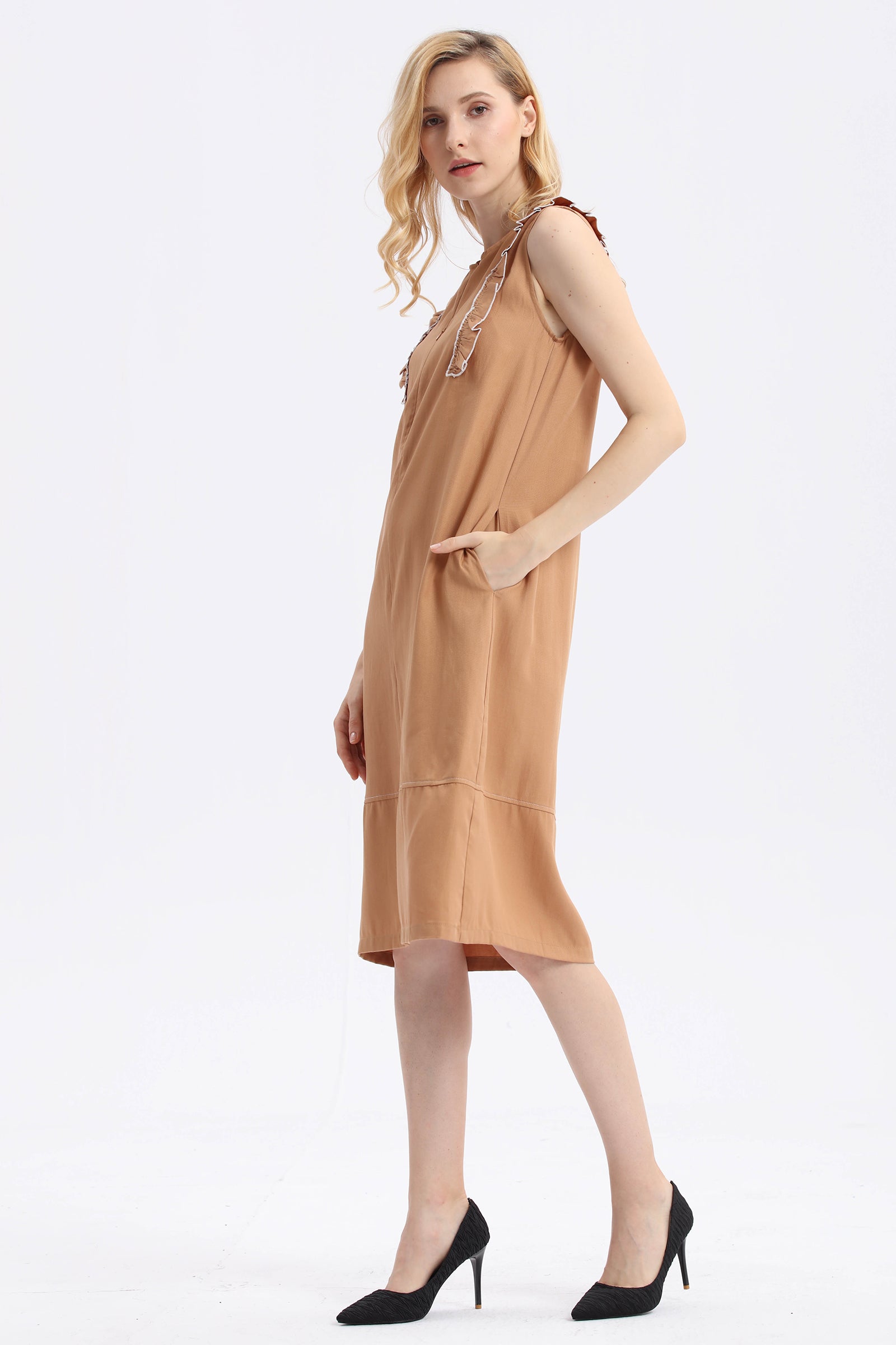 Cynthia Shift Dress - Ferlicious