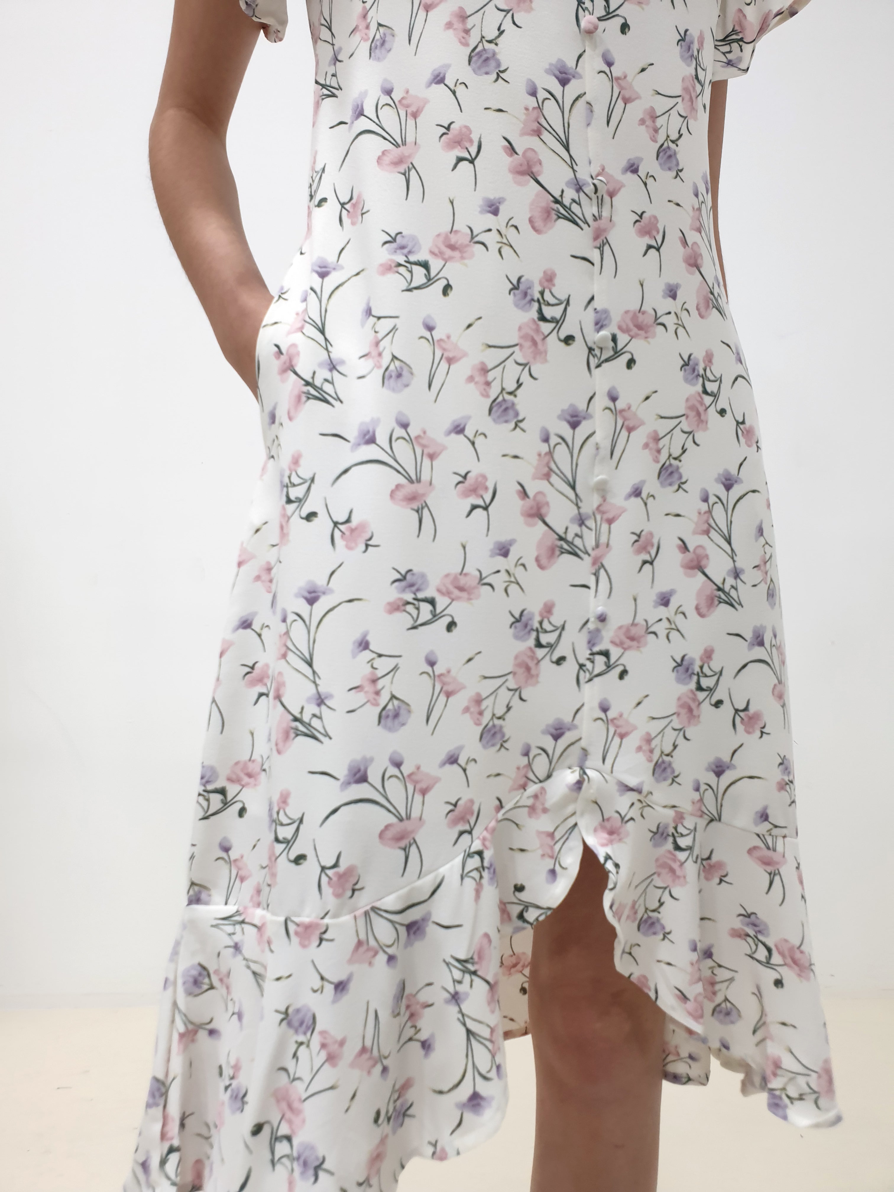 Floral Hi Low Mermaid Dress - White / Navy (Non-returnable) - Ferlicious