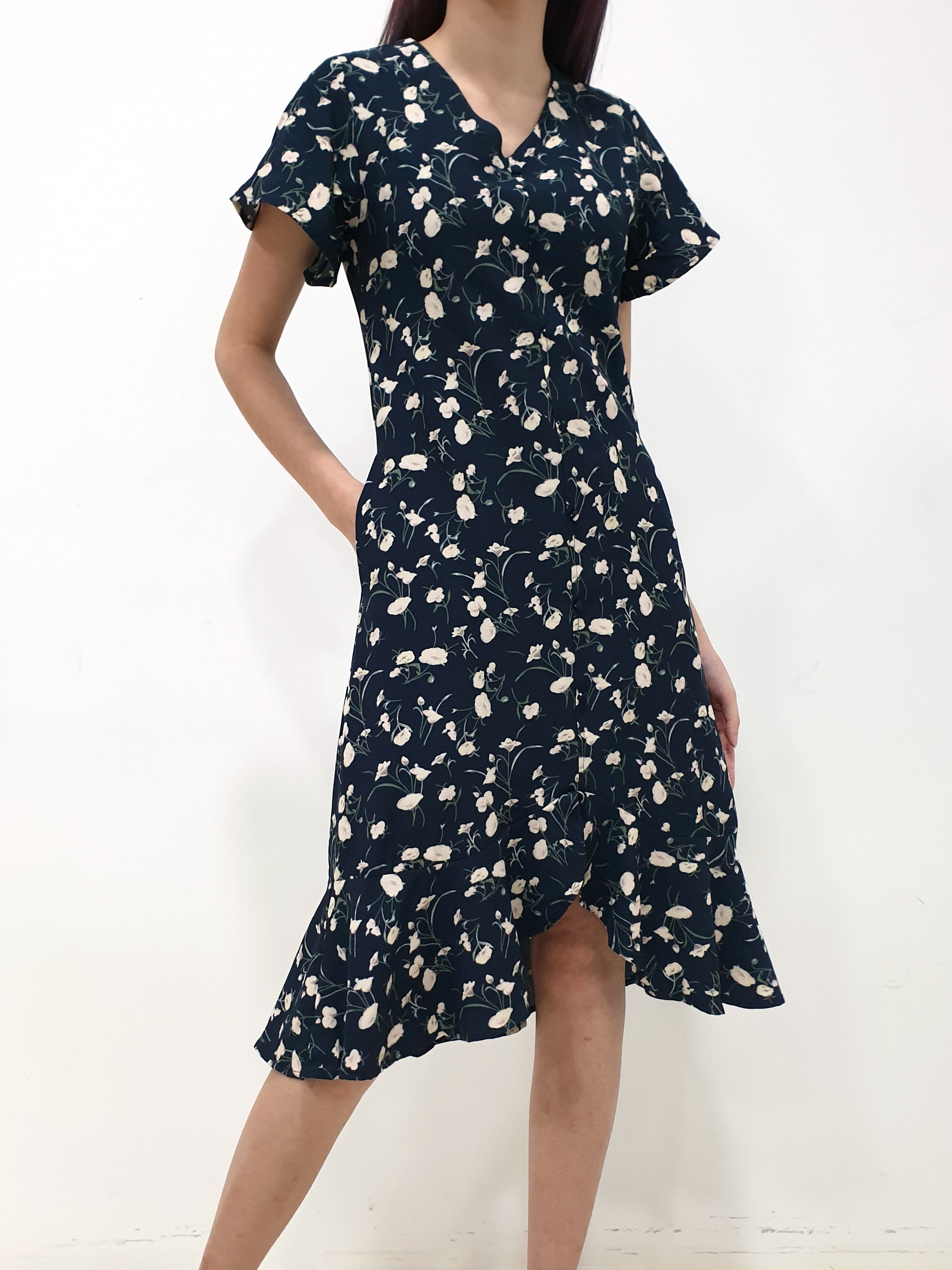 Floral Hi Low Mermaid Dress - White / Navy (Non-returnable) - Ferlicious