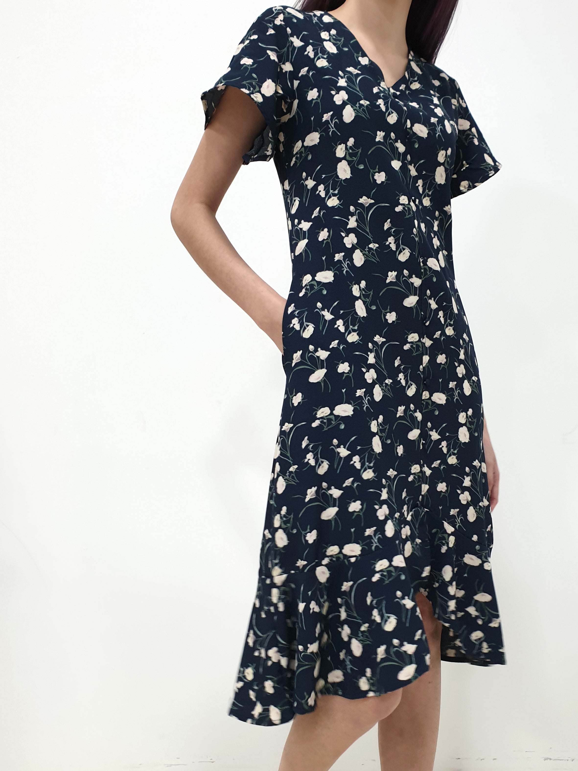 Floral Hi Low Mermaid Dress - White / Navy (Non-returnable) - Ferlicious