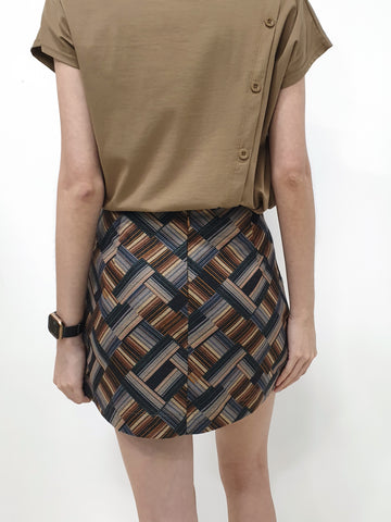 Lines Skorts (Non-returnable)