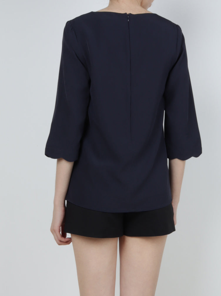 MADEBYFER Scallop Trimming Blouse