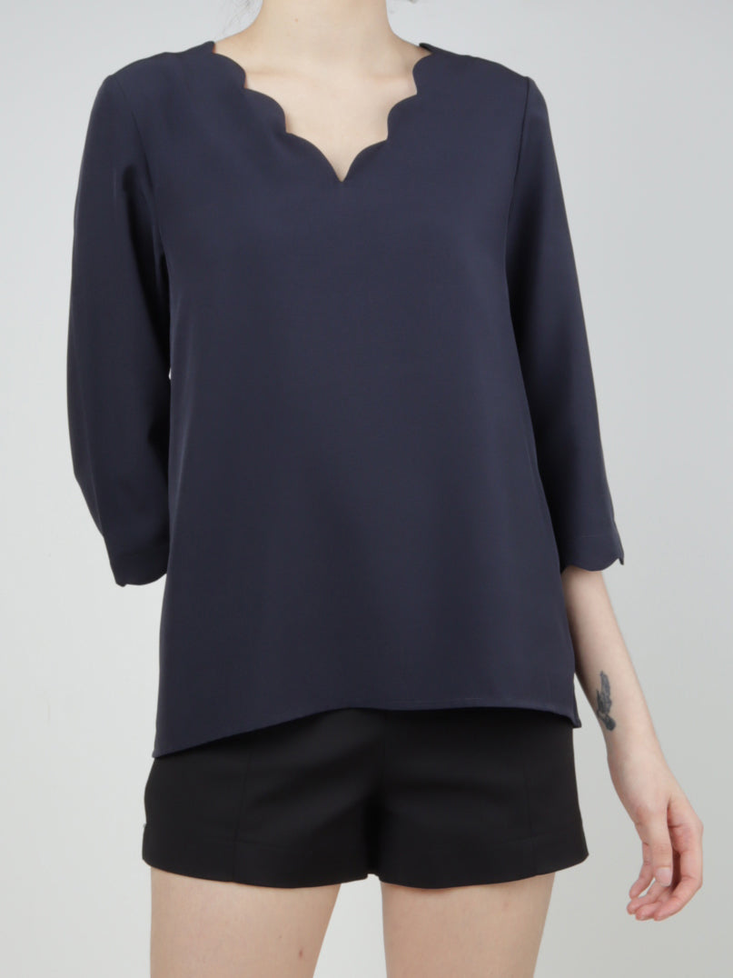 MADEBYFER Scallop Trimming Blouse