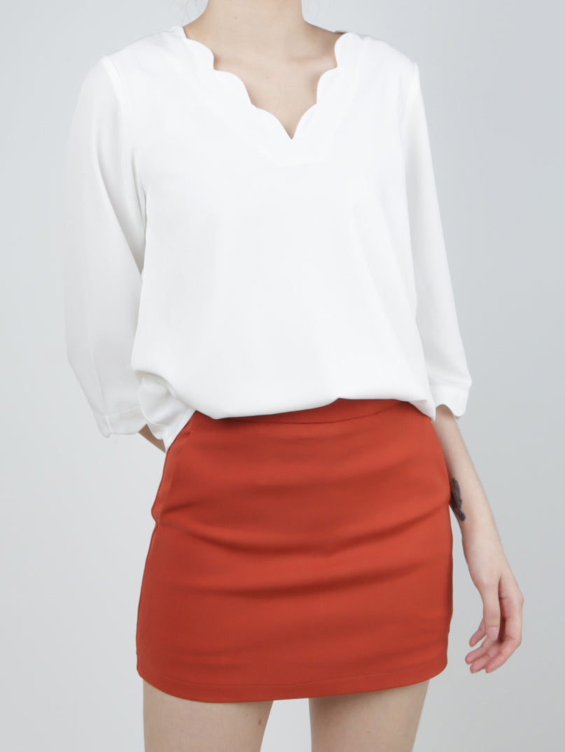 MADEBYFER Scallop Trimming Blouse