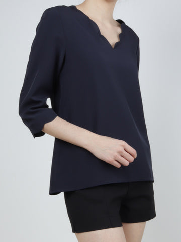 MADEBYFER Scallop Trimming Blouse