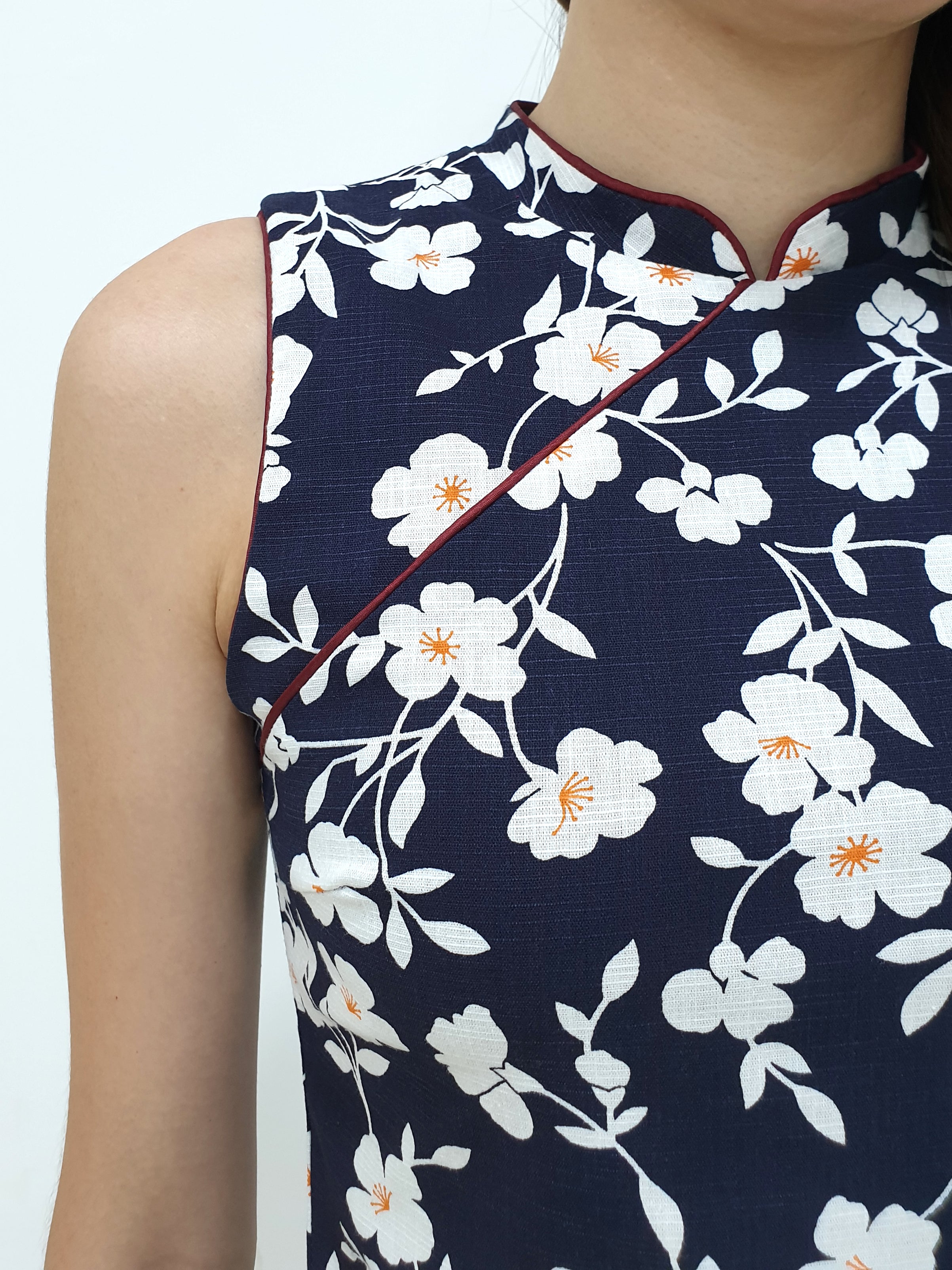 Phoebe Floral Cheongsam Dress - Navy (Non-returnable) - Ferlicious