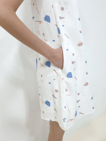 Random Print Trapeze Dress - White (Non-returnable) - Ferlicious